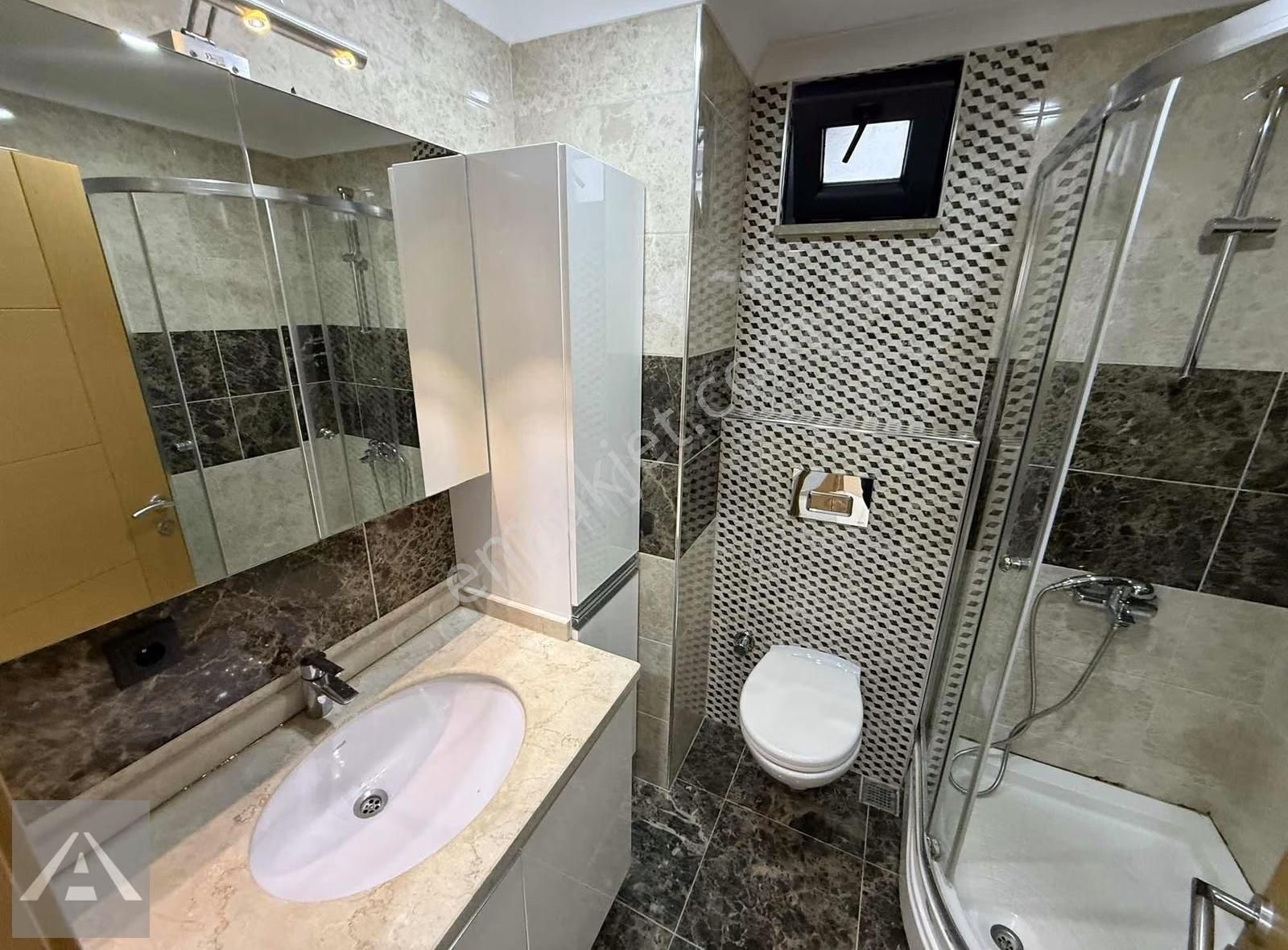 50. Yıl Parkına Komşu Yeni Binada Ön Cephe Boş 3+1 - Görsel 26