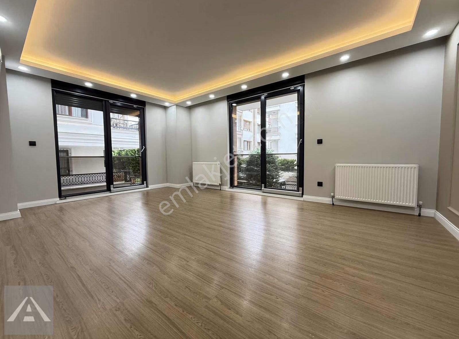 50. Yıl Parkına Komşu Yeni Binada Ön Cephe Boş 3+1 - Görsel 12