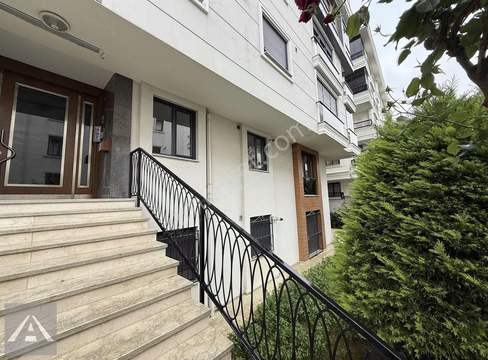 50. Yıl Parkına Komşu Yeni Binada Ön Cephe Boş 3+1 - Görsel 30