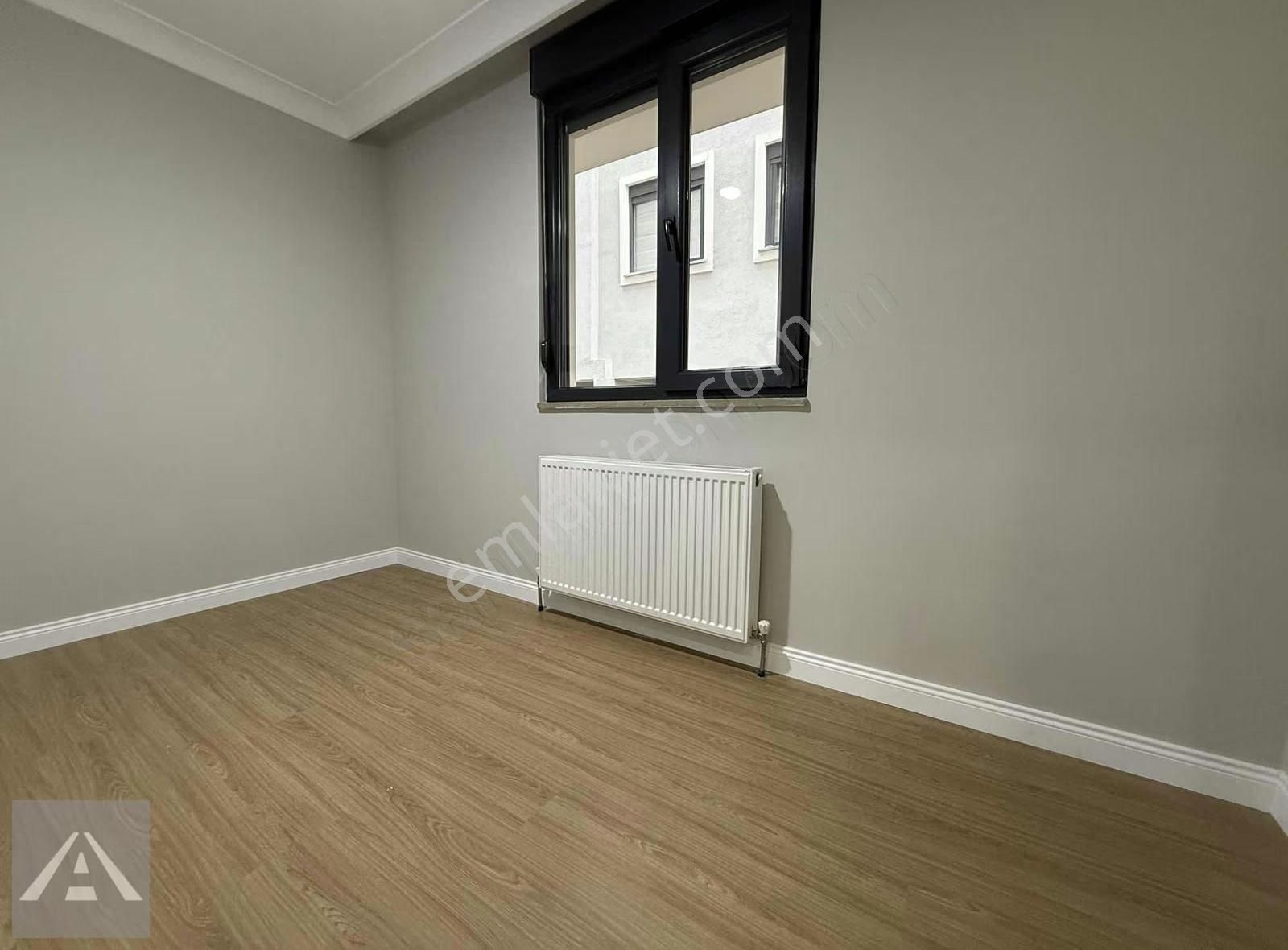 50. Yıl Parkına Komşu Yeni Binada Ön Cephe Boş 3+1 - Görsel 22