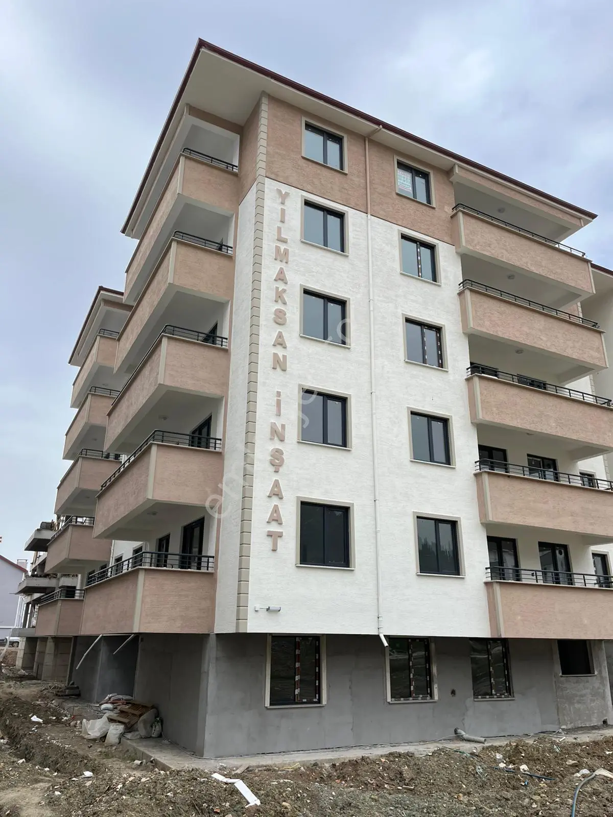 Cide Demirtaş Emlaktan Satılık 2+1 Sıfır Daire - Görsel 3
