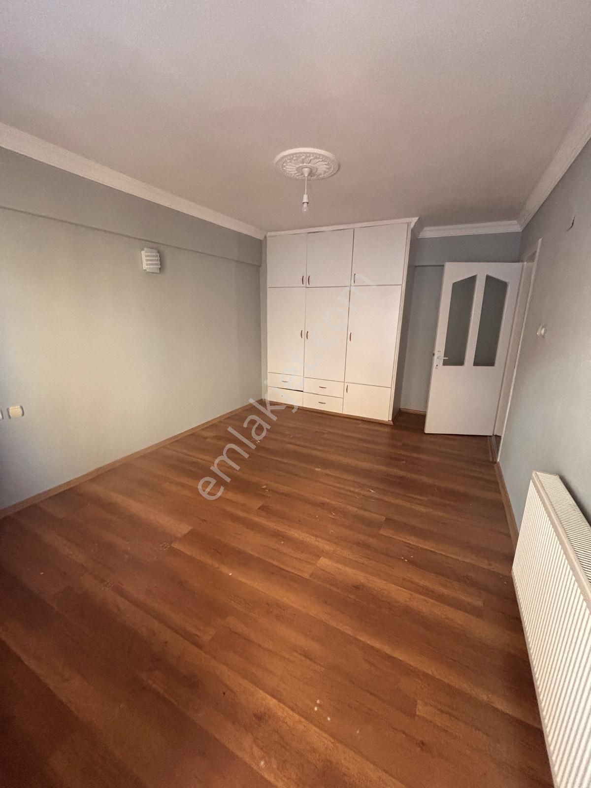 İsabeyli’de Site İçi Ve Doğalgazlı Kiralık Geniş 3+1 Daire - Görsel 3