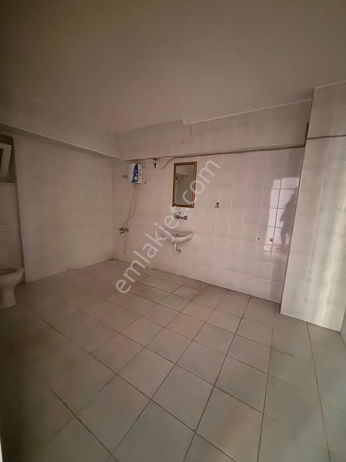 İsabeyli’de Site İçi Ve Doğalgazlı Kiralık Geniş 3+1 Daire - Görsel 15