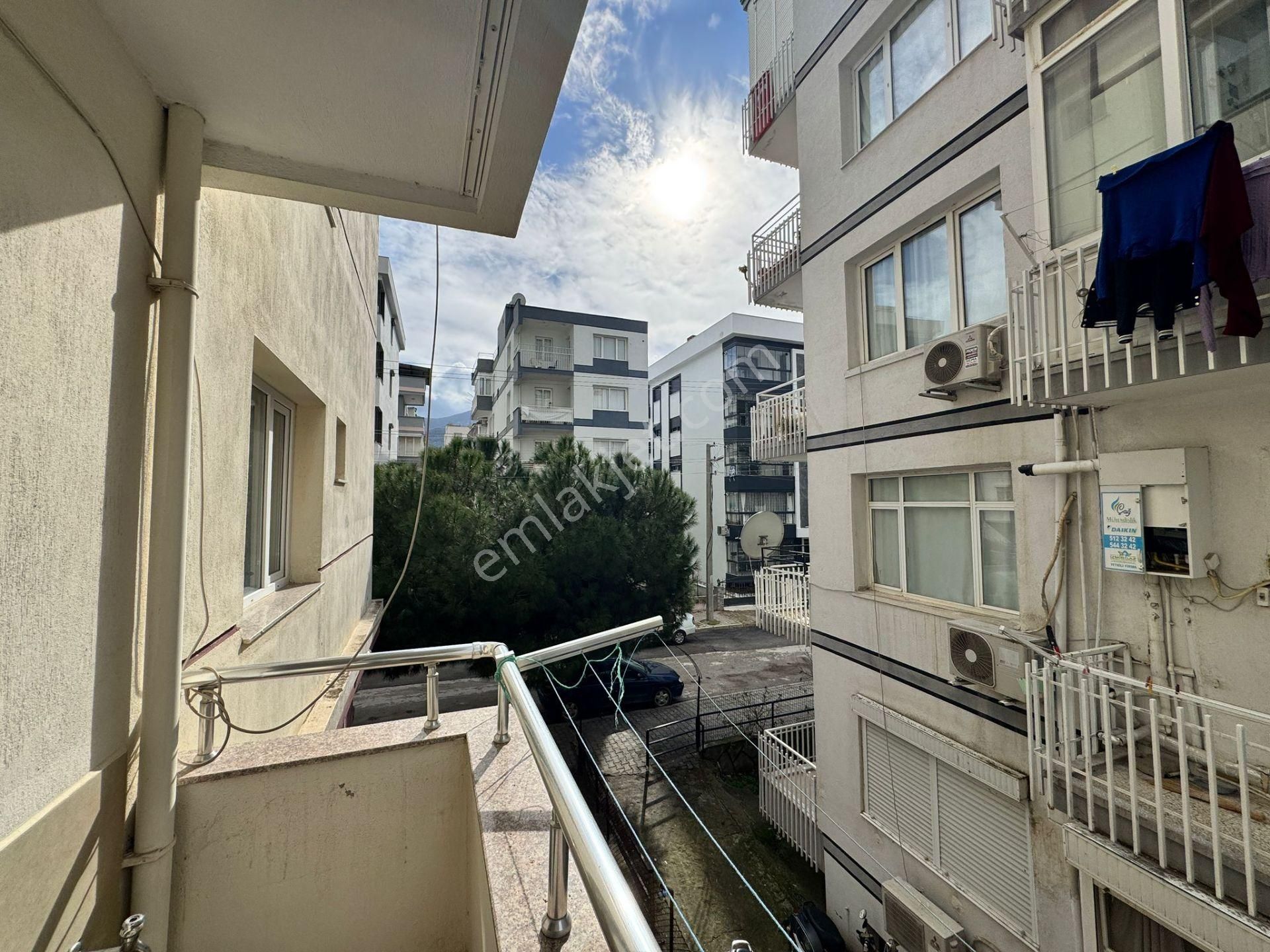 Kaçmazer'den İstasyon Caddesi Yakını Kiralık 4+1 Daire - Görsel 18