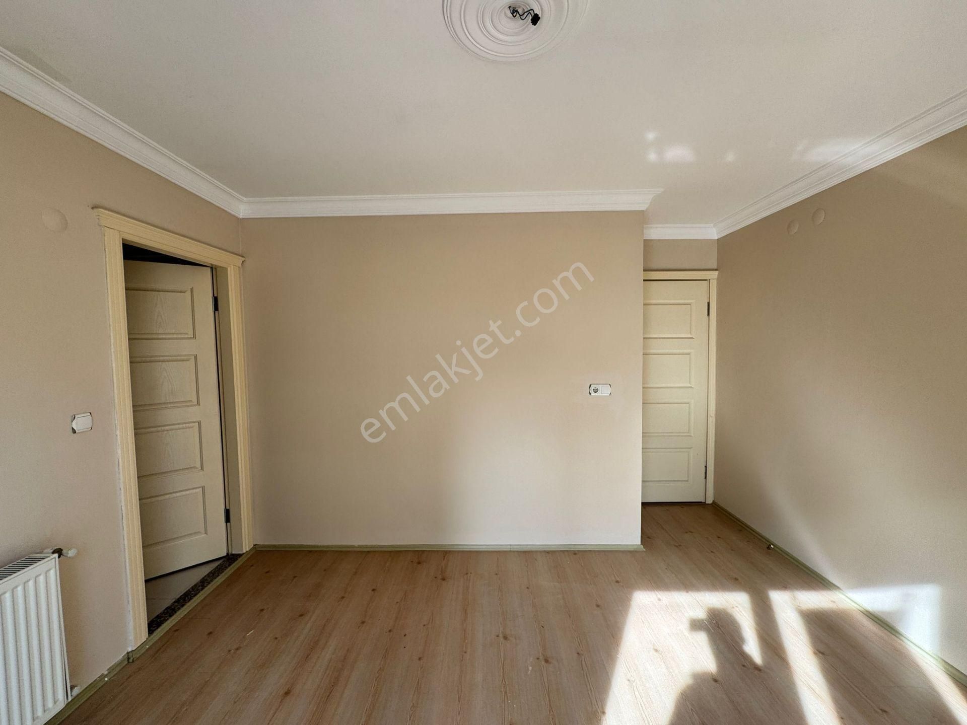 Kaçmazer'den İstasyon Caddesi Yakını Kiralık 4+1 Daire - Görsel 25