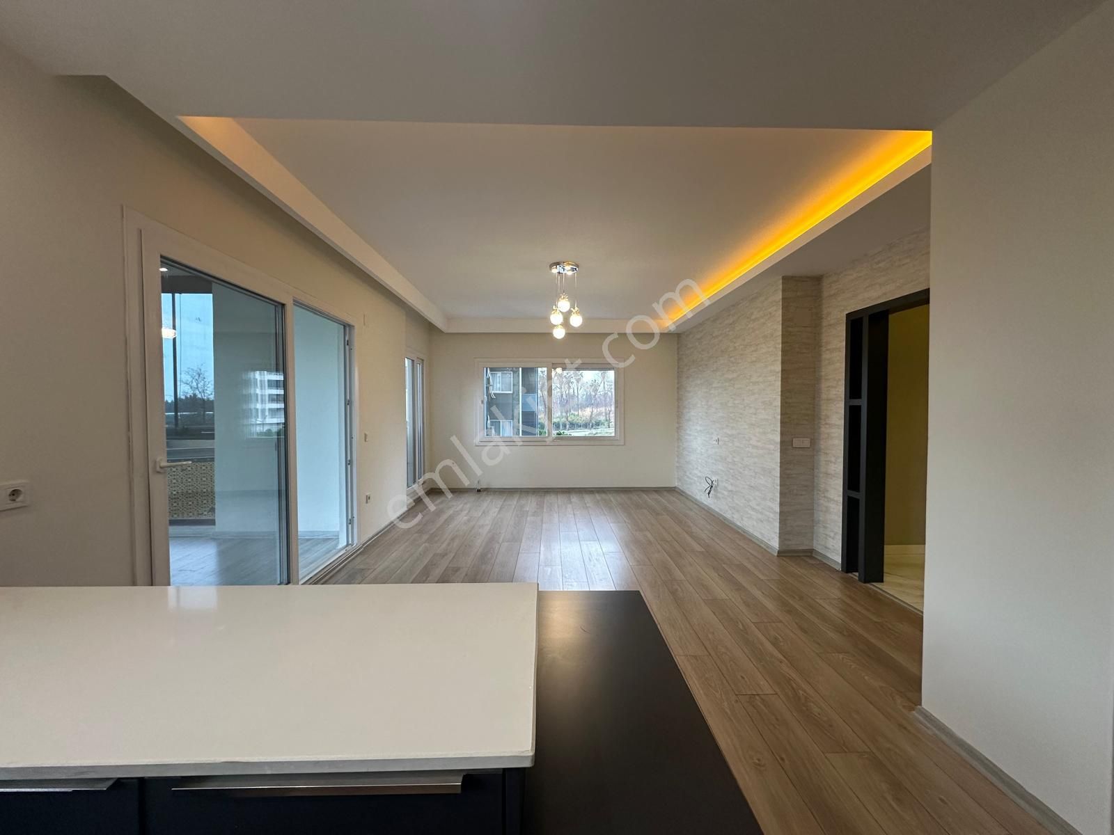 Erdemli Arpaçta'da Satılık 3+1 Sıfır Lüks Daire (denize 300m) - Görsel 11