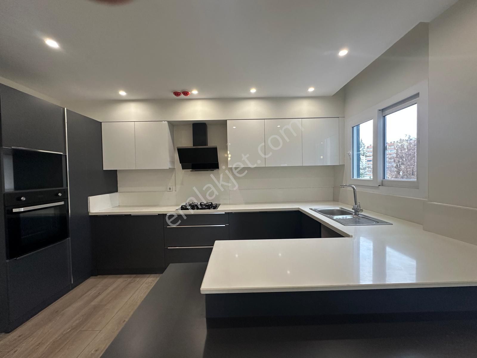 Erdemli Arpaçta'da Satılık 3+1 Sıfır Lüks Daire (denize 300m) - Görsel 10