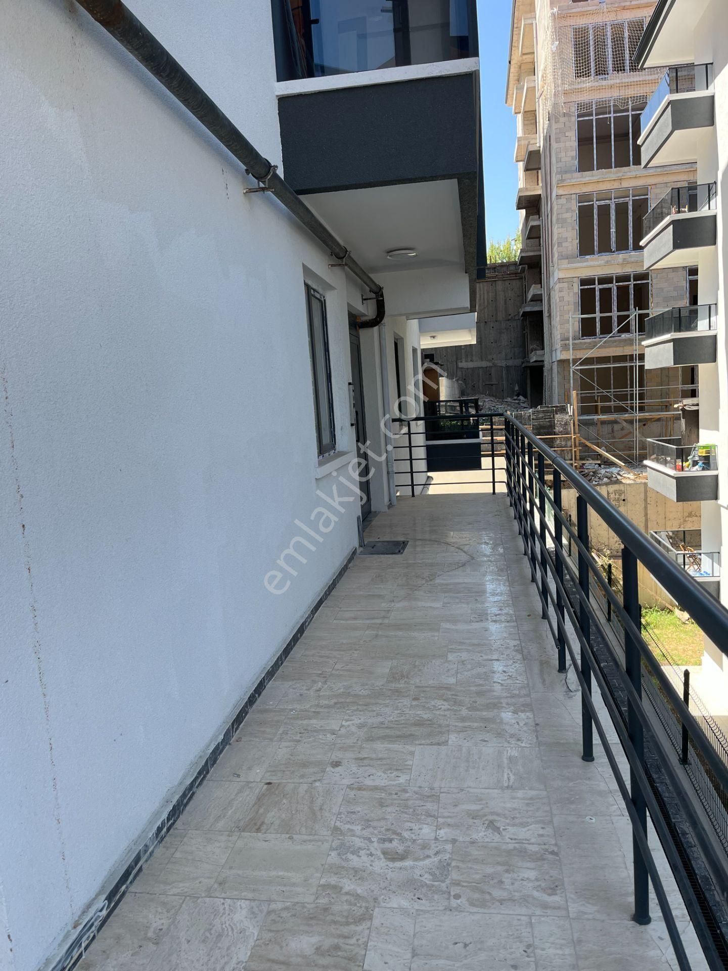 Pursaklar Mehmet Zengin Emlak'tan Fatih Mah. Sıfır Çift Banyolu 1.kat 2+1 Ful Yapılı Daire - Görsel 32