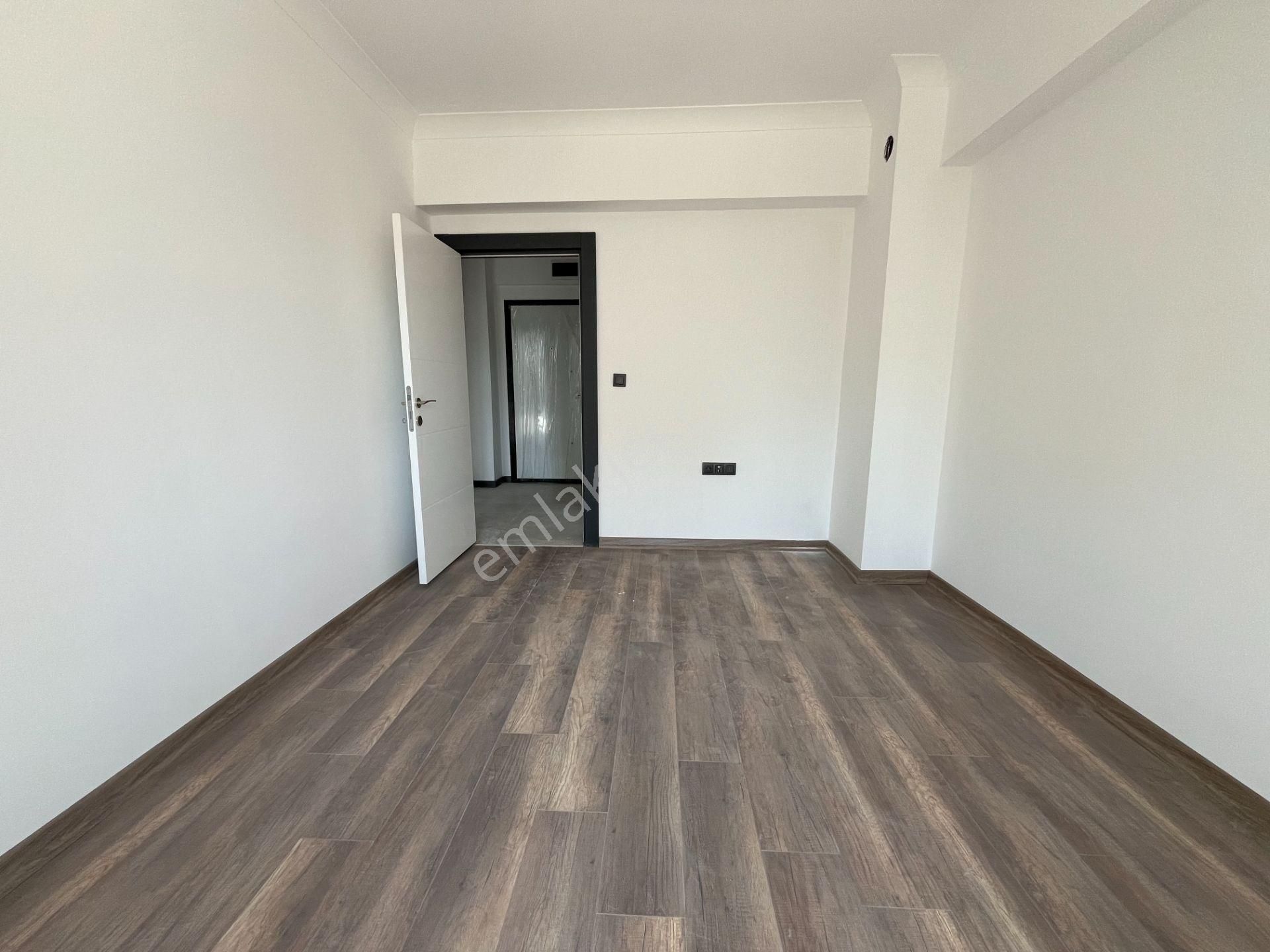 Pursaklar Mehmet Zengin Emlak'tan Fatih Mah. Sıfır Çift Banyolu 1.kat 2+1 Ful Yapılı Daire - Görsel 17