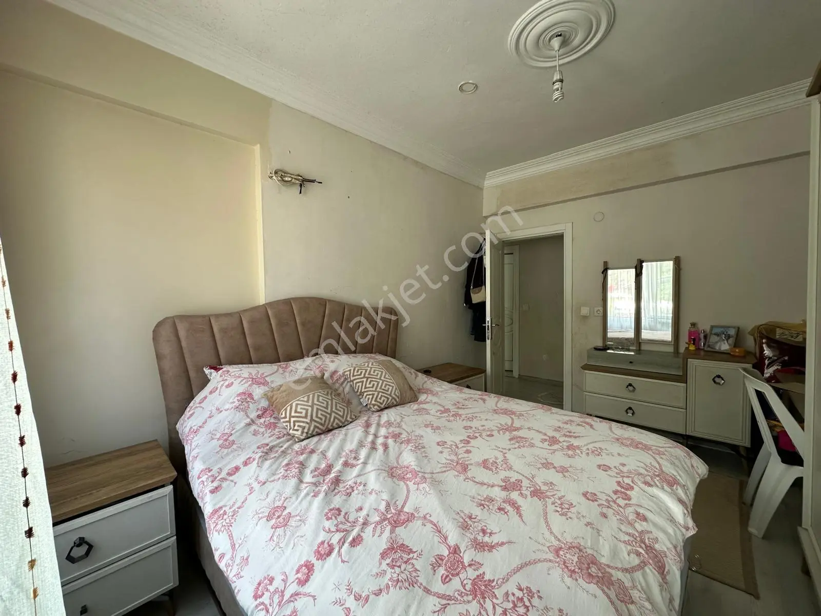 Alanya Kızlarpınarı Mahallesi Satılık 2+1 Ayrı Mutfak 110 M² Ful Tadilatlı Daire - Görsel 2