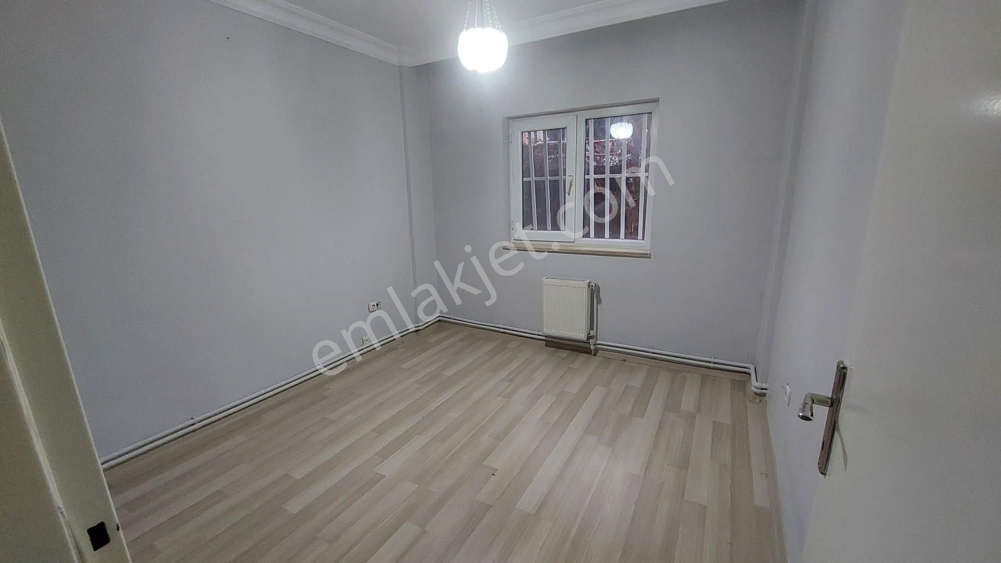 Seyrantepe'de Bakımlı Merkezi Konumda 3+1 Satılık Fırsat Daire - Görsel 23
