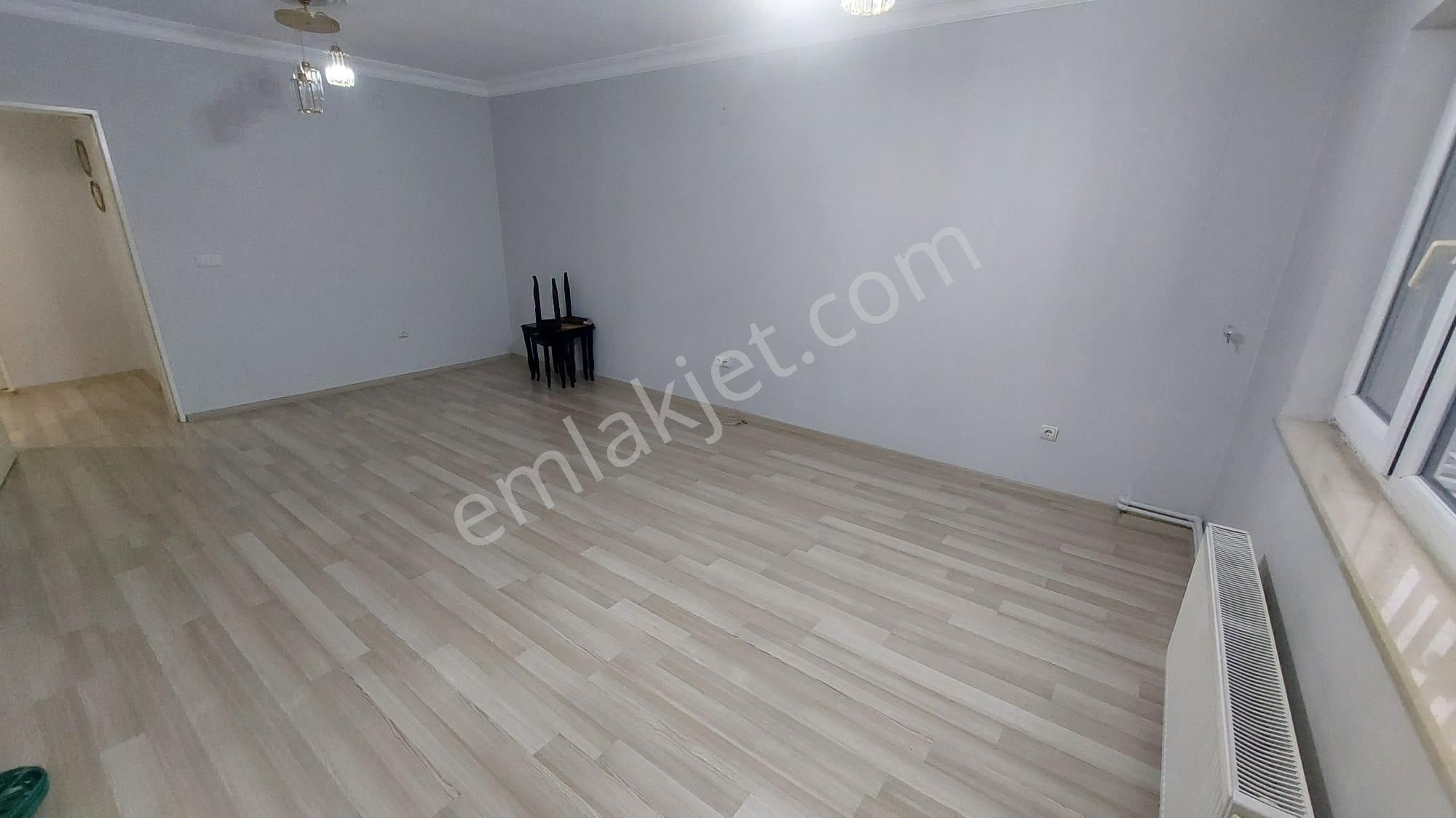 Seyrantepe'de Bakımlı Merkezi Konumda 3+1 Satılık Fırsat Daire - Görsel 7