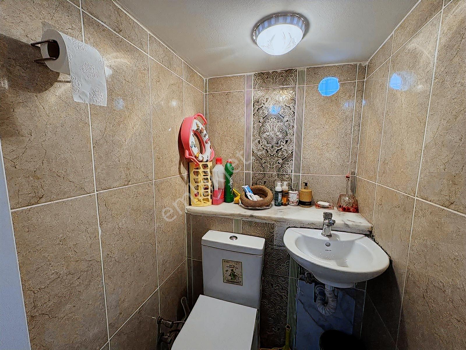 İzmit'te Akçakent Sitesi'ne Komşu 4+1 Net 170 M2 5 Yıllık Daire - Görsel 7