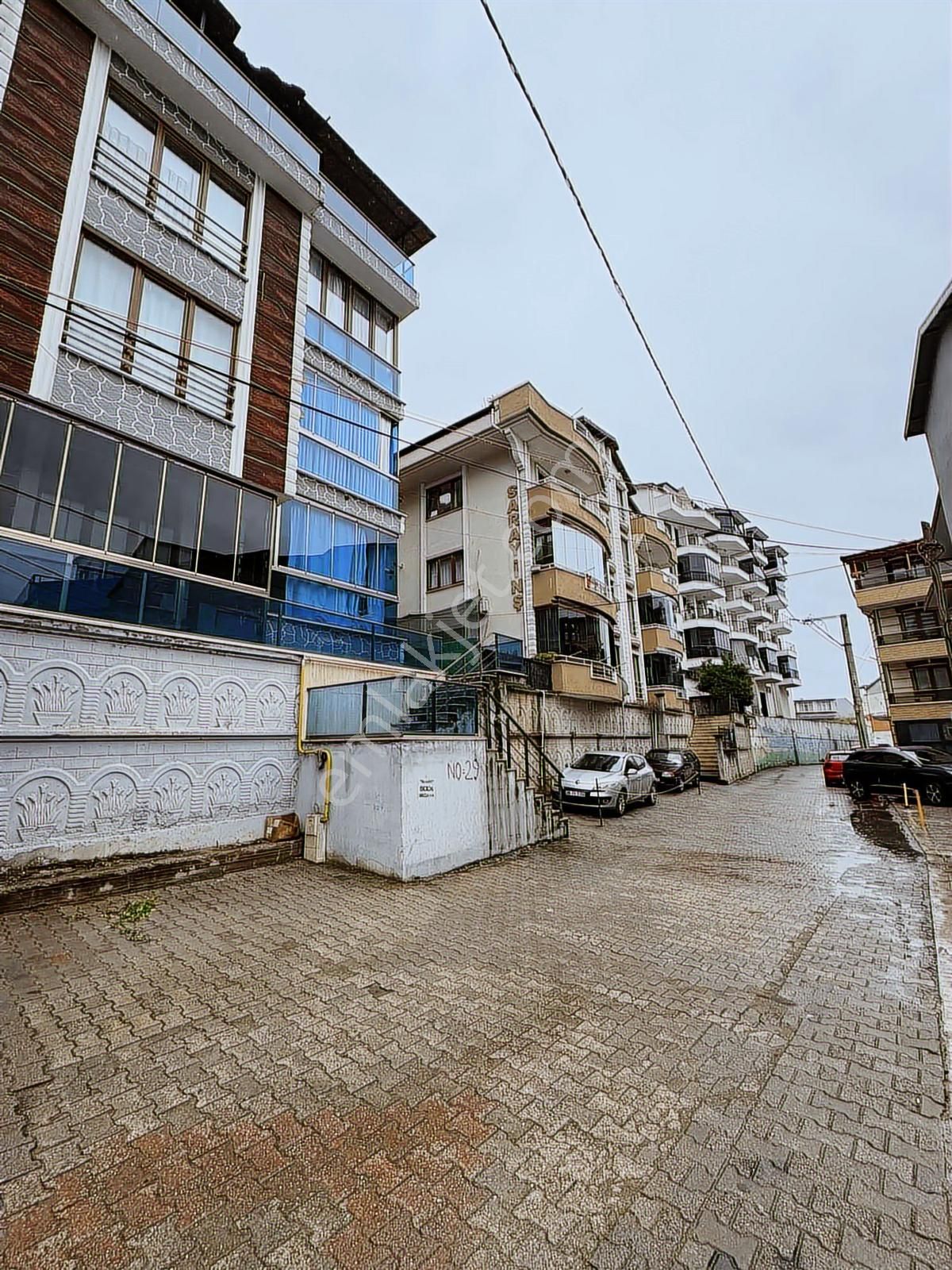 İzmit'te Akçakent Sitesi'ne Komşu 4+1 Net 170 M2 5 Yıllık Daire - Görsel 22