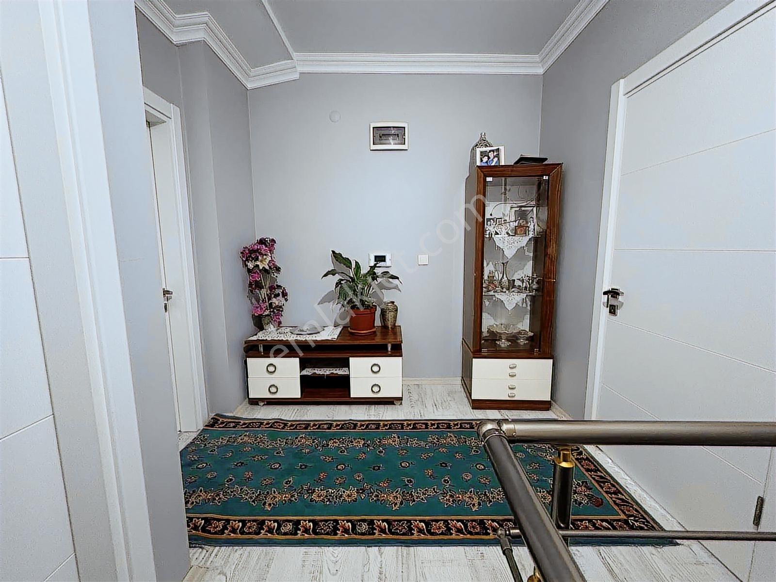 İzmit'te Akçakent Sitesi'ne Komşu 4+1 Net 170 M2 5 Yıllık Daire - Görsel 26