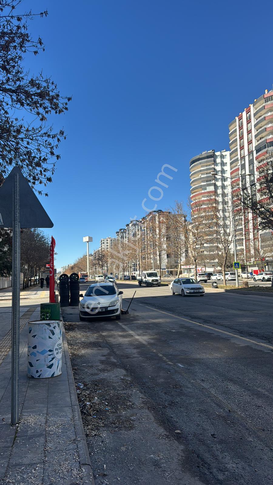 Kent Meydanı Civarında Ana Cadde Üzeri Satılık İşyeri - Görsel 8