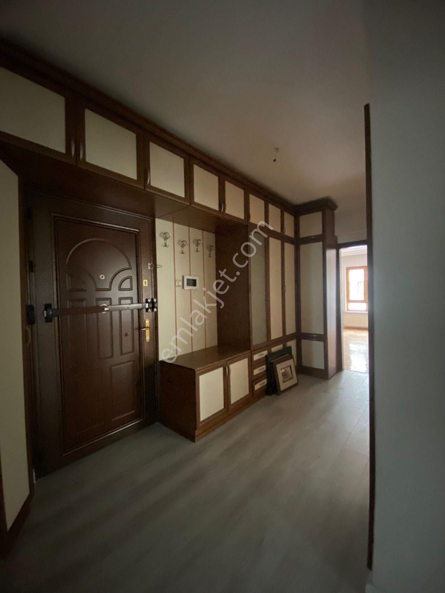 Çankaya Birlik Mahallesi 3+1 Geniş Kullanışlı 3 Cepheli Daire Sahibinden Kiralık - Görsel 9