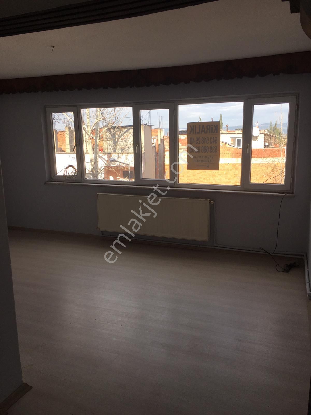 Beyazıt Mahallesinde Geniş Ve Güzel Konumlu 2+1 Kiralık Daire - Görsel 15