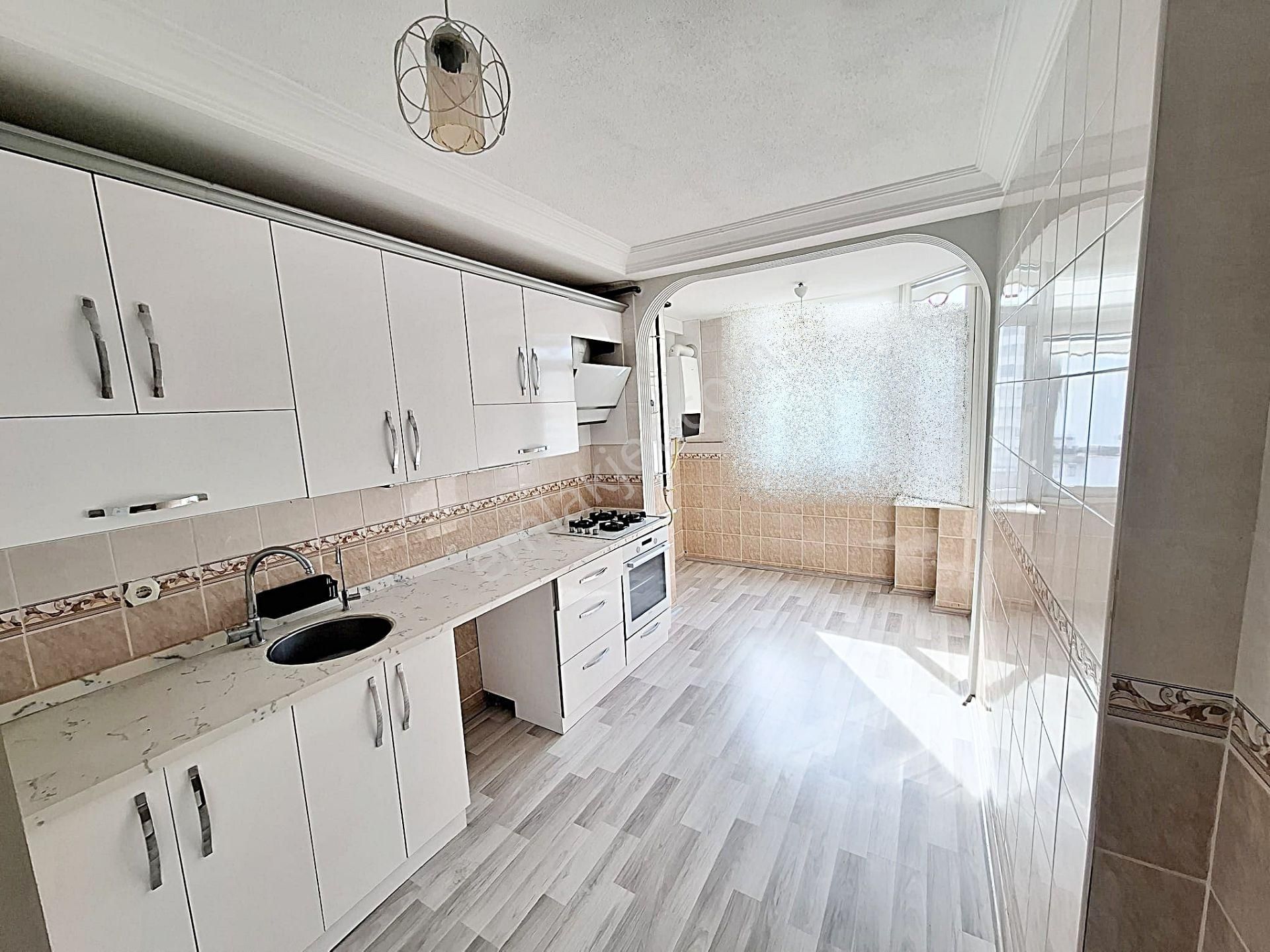 Mavi_bulvar_tellidere_pınar_civarı_4+1_kap.mutfak_ful_doğalgazlı - Görsel 4