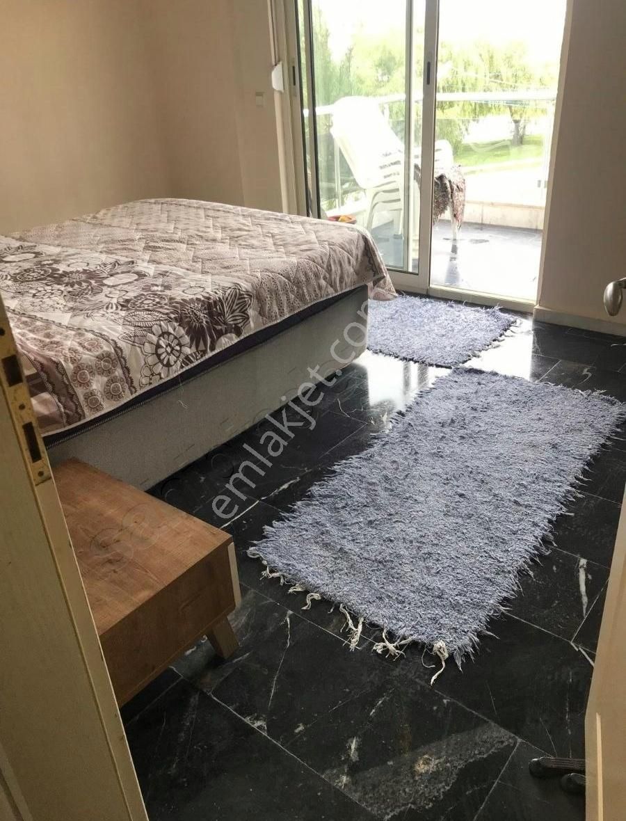 Side Merkezi Konumda 1+1 Eşyalı Havuzlu Kiralık Daire