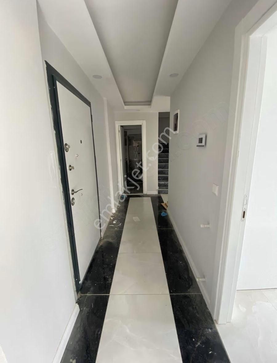 Sarılar Mahallesi'nde 4 + 1 Dubleks Asansörlü Kiralıktır Garajlı - Görsel 9