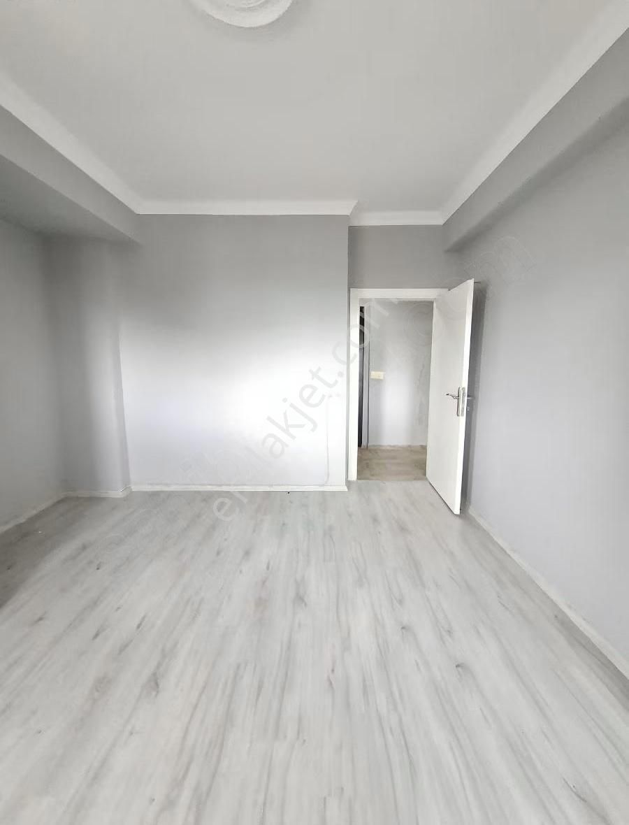 Sarılarda Cad. Üzerinde Asansörlü 2+1 Kiralık Daire - Görsel 17