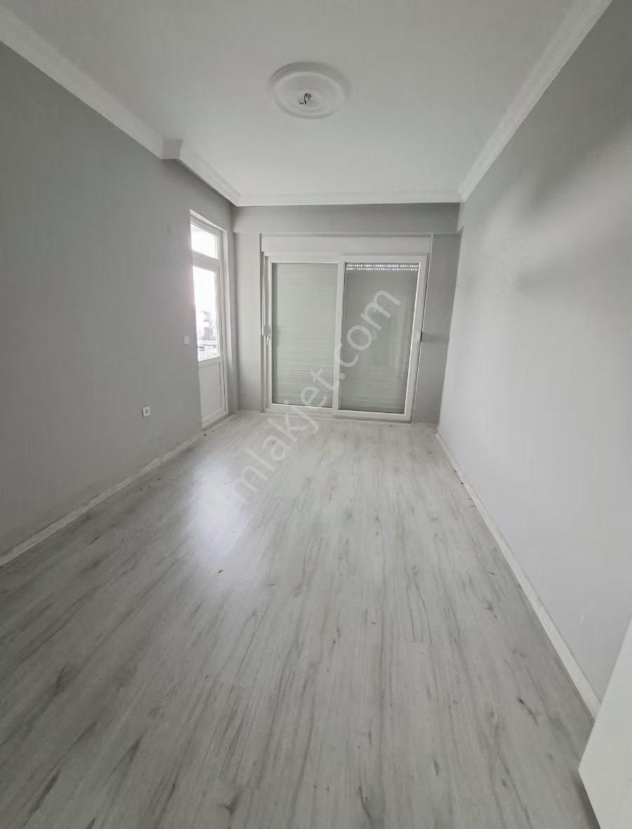 Sarılarda Cad. Üzerinde Asansörlü 2+1 Kiralık Daire - Görsel 22