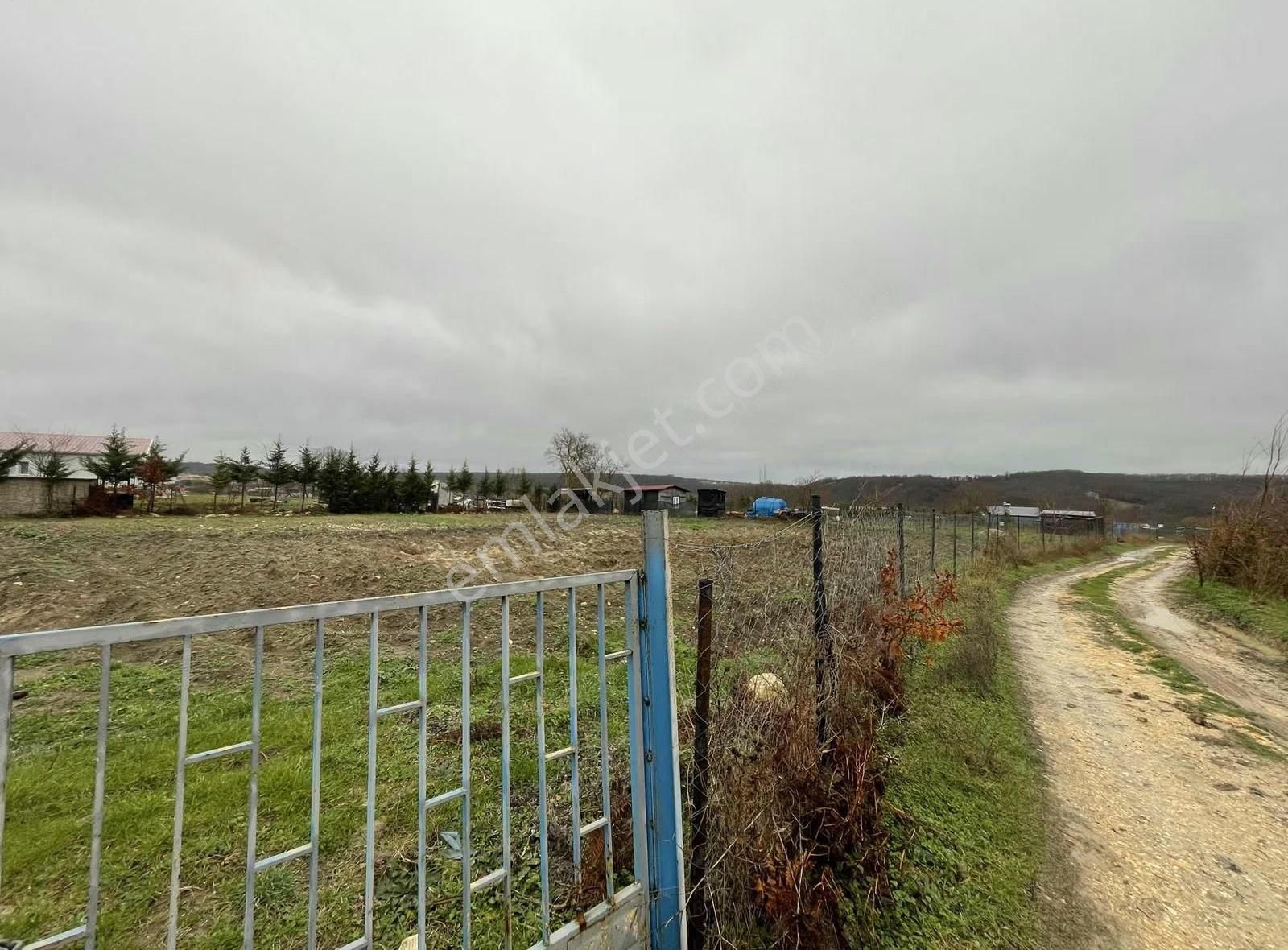 Çatalca İhsaniye'de Satılık 470 Metre Etrafı Çevrili Kelepir - Görsel 11