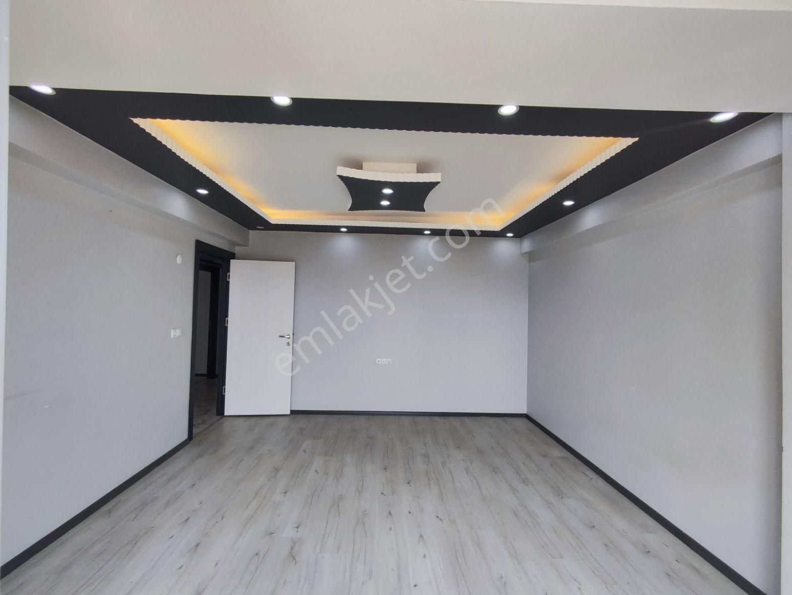 Vatan Mah Devlet Hastanesi Mevkinde Kiralık 2+1 Arakat Daire - Görsel 11