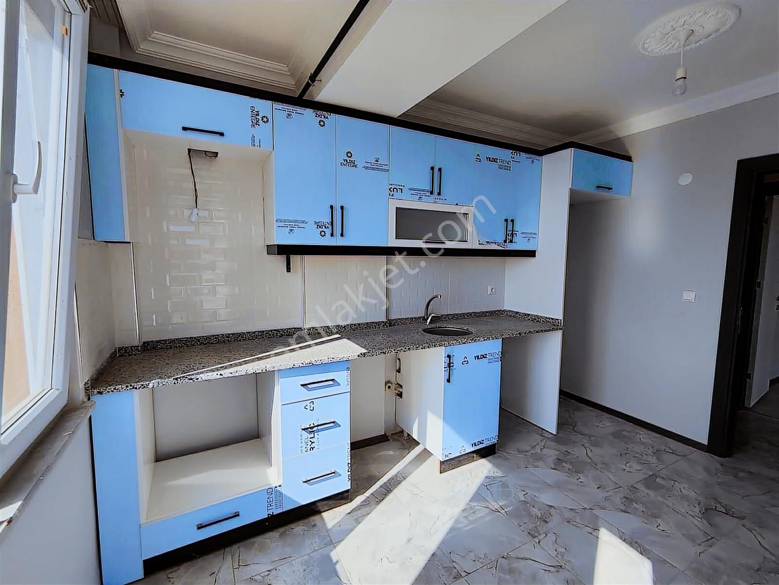 Vatan Mah Devlet Hastanesi Mevkinde Kiralık 2+1 Arakat Daire - Görsel 17