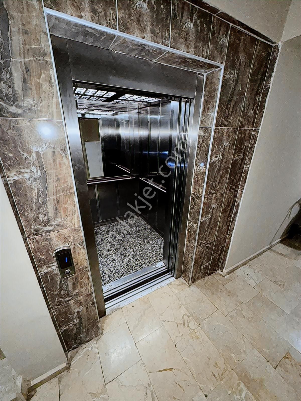 Acil!! Saray Pazarcık Mah Ön Cephe Arakat 2+1 Ebeveyn Banyolu - Görsel 31