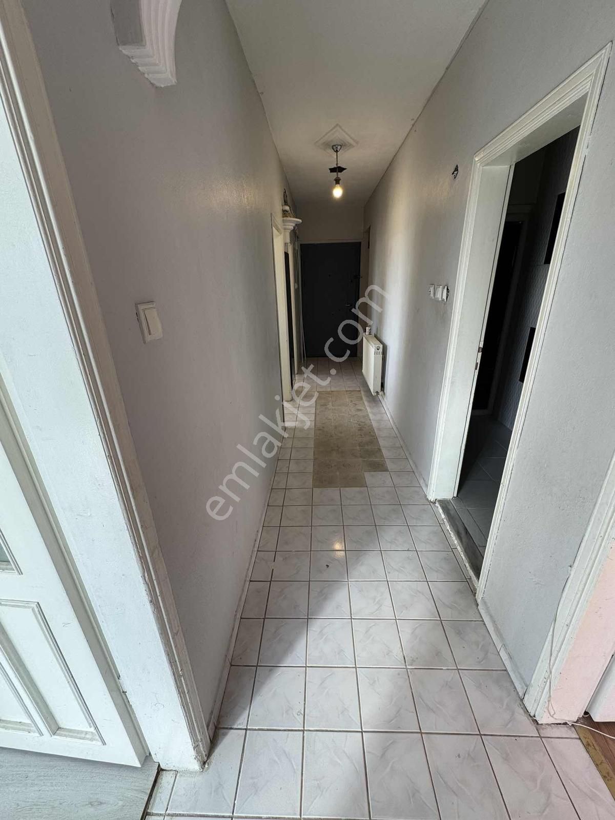 Cumhuriyet Mah Zengin Caddesi Ön Cephe 2+1 Geniş Satılık Daire - Görsel 2