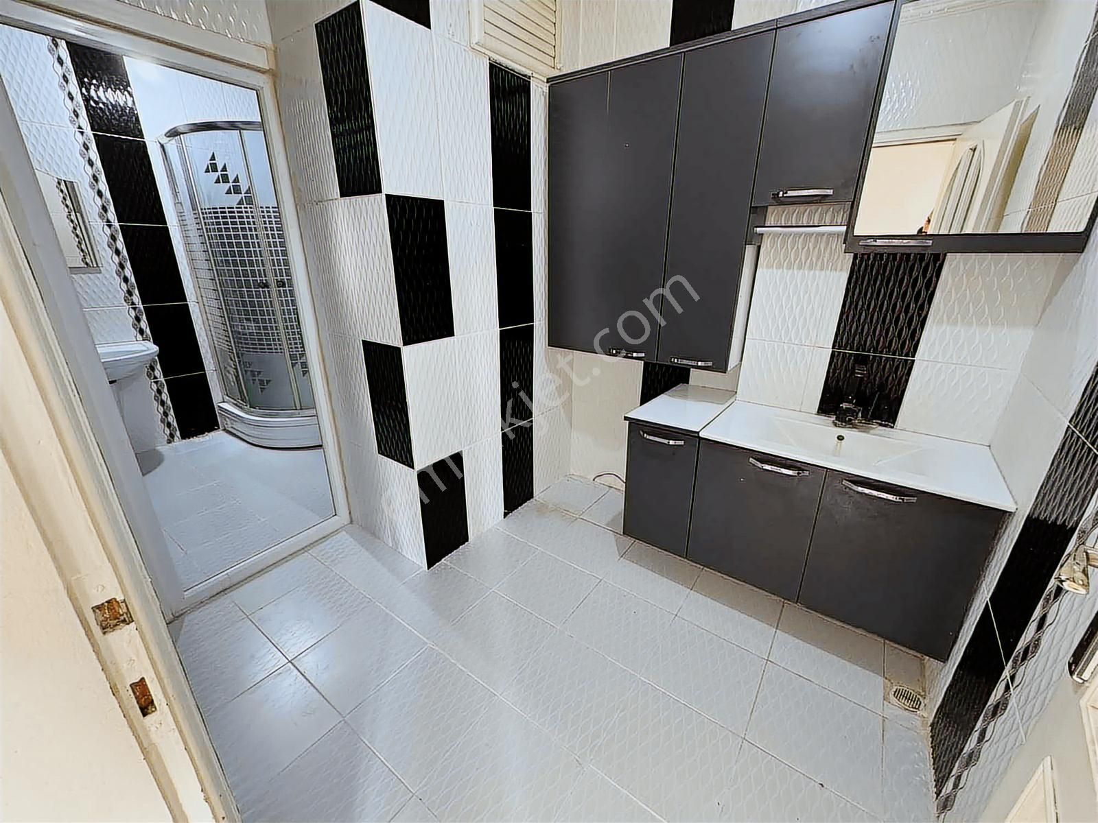 Cumhuriyet Mah Zengin Caddesi Ön Cephe 2+1 Geniş Satılık Daire - Görsel 25