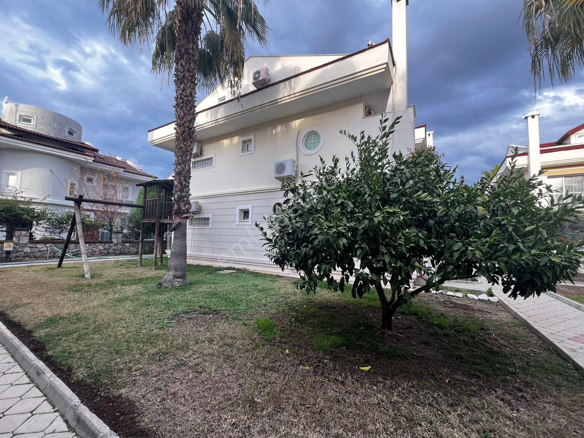 Goldhouse Dan Satılık Daire Site İçinde Havuzlu Denize Yürüme Mesafesinde Dubleks 4+1 - Görsel 24