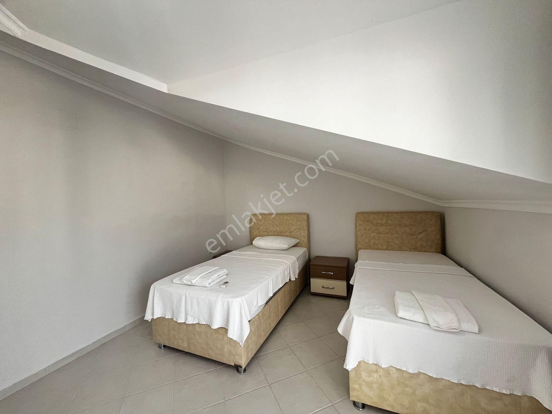 Goldhouse Dan Satılık Daire Site İçinde Havuzlu Denize Yürüme Mesafesinde Dubleks 4+1 - Görsel 15