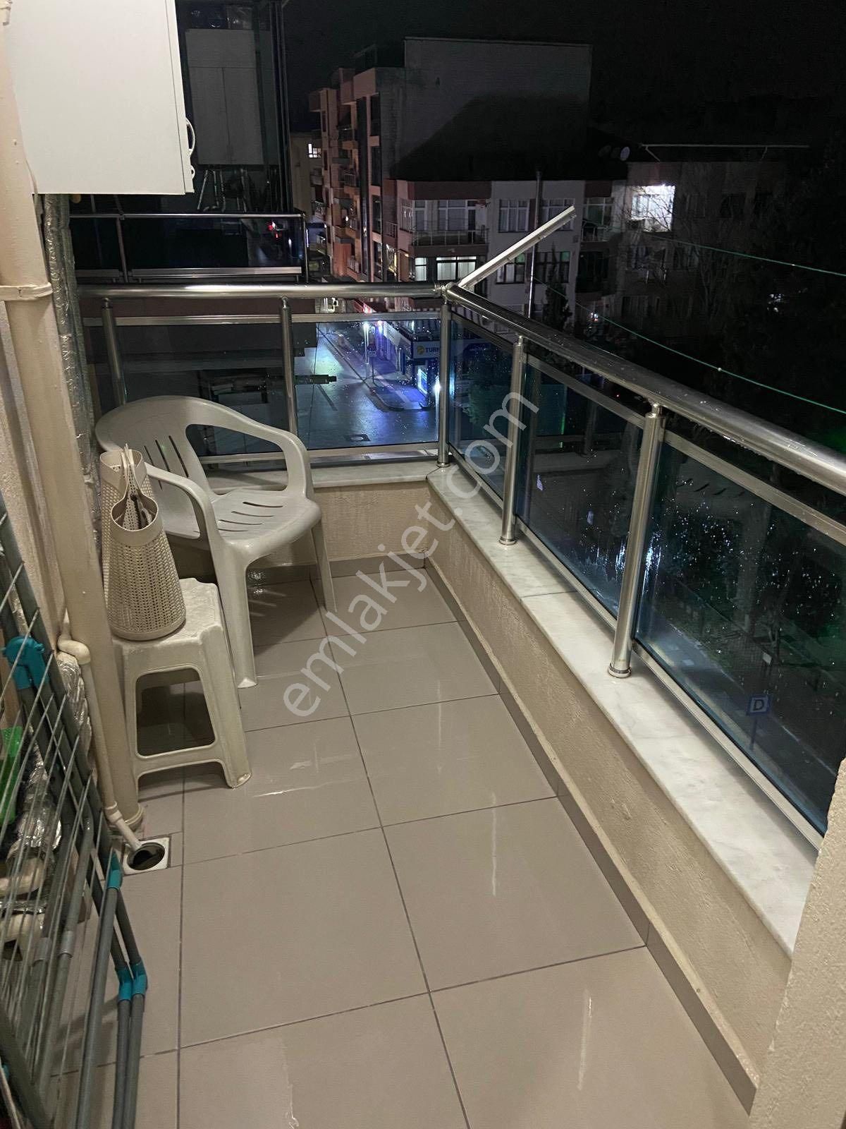 Turgutlu Satılık Turan Mah 130m2 3+1 Oda Cadde Üzeri 4.kat Doğalgazlı Köşe Balkonlu 9 Yıllık Daire - Görsel 2