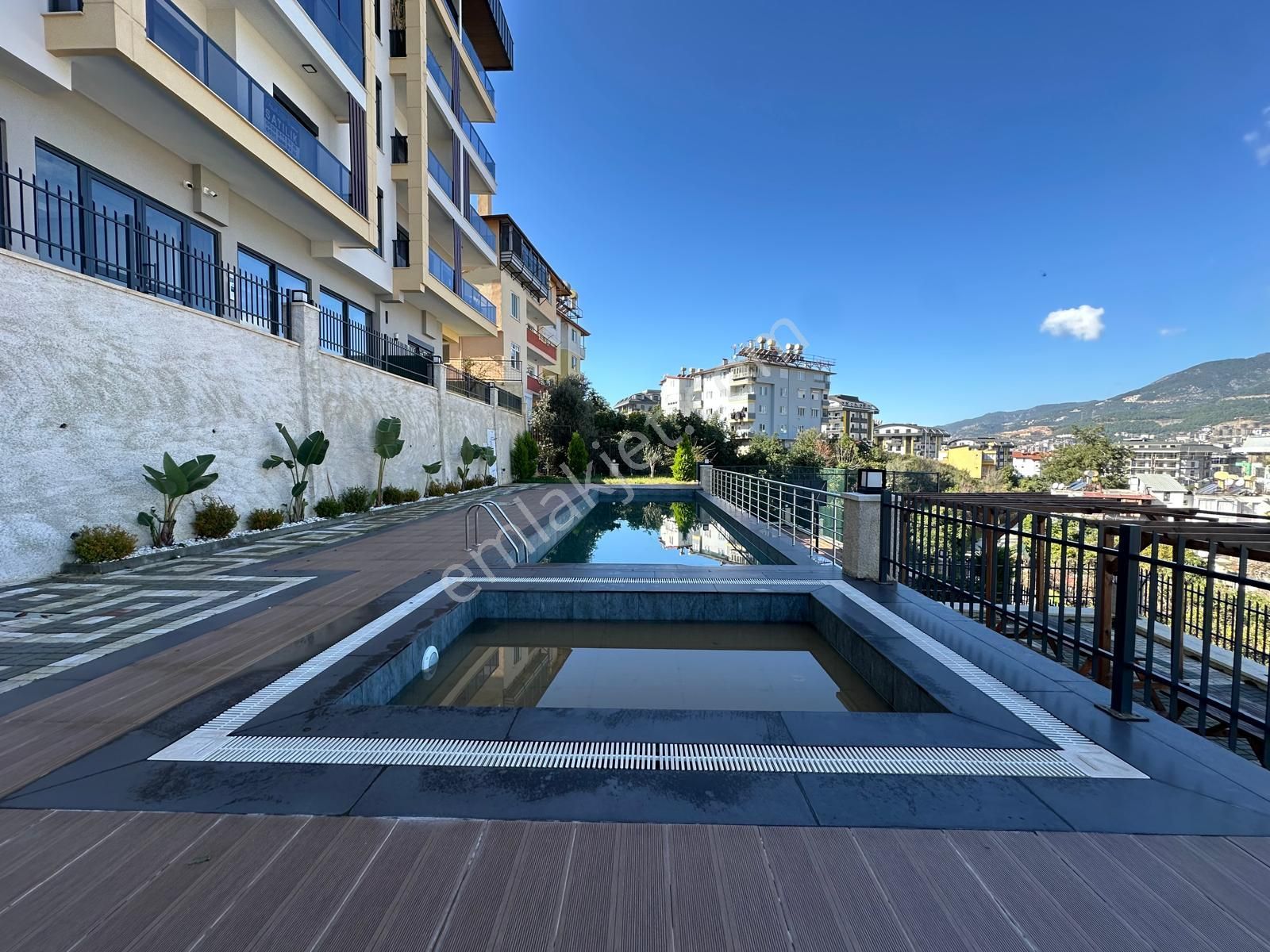 Alanya Oba'da Satılık Lüks Site İçi 1+1 Eşyalı Daire - Görsel 4