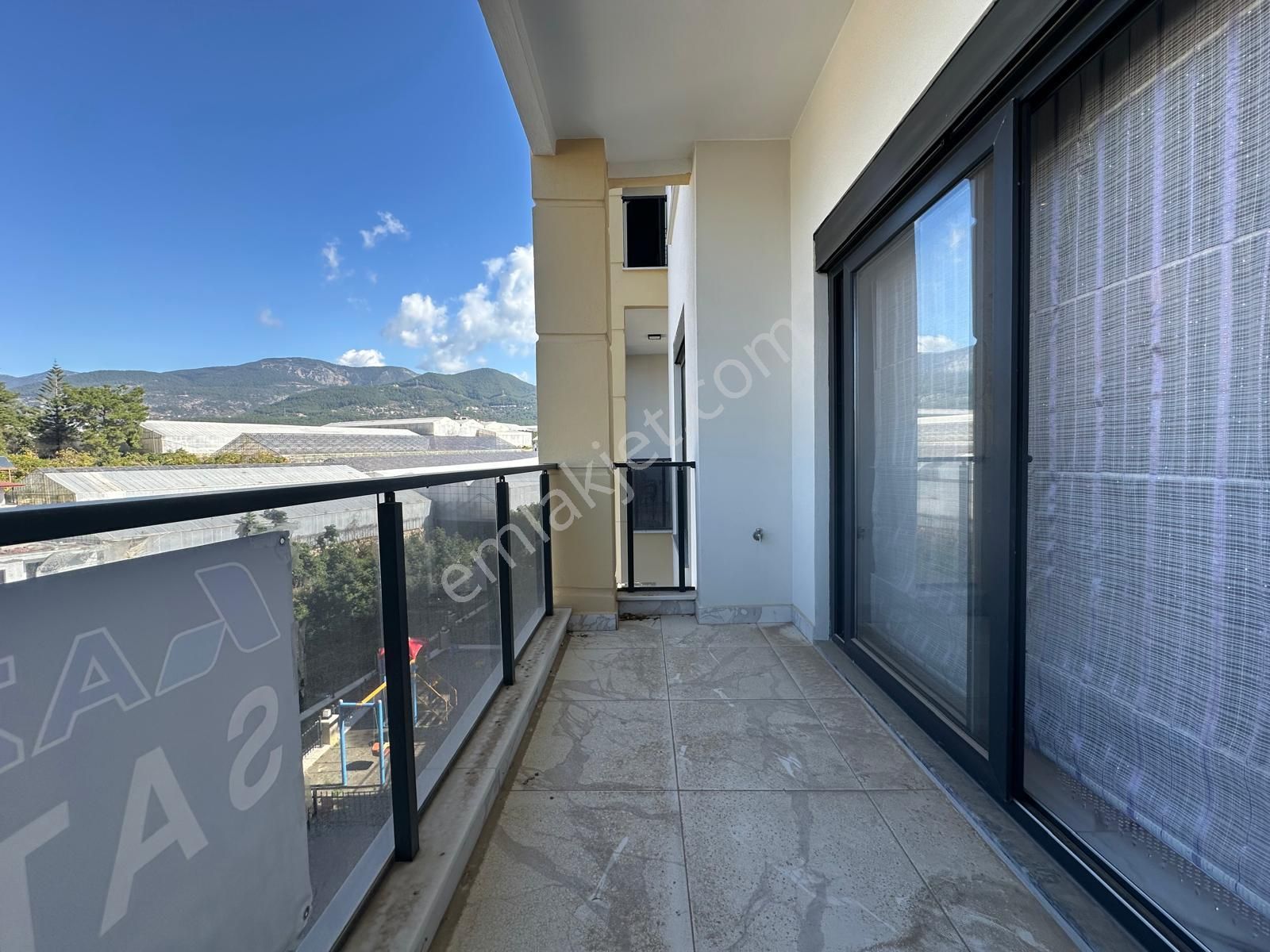 Alanya Oba'da Satılık Lüks Site İçi 1+1 Eşyalı Daire - Görsel 34