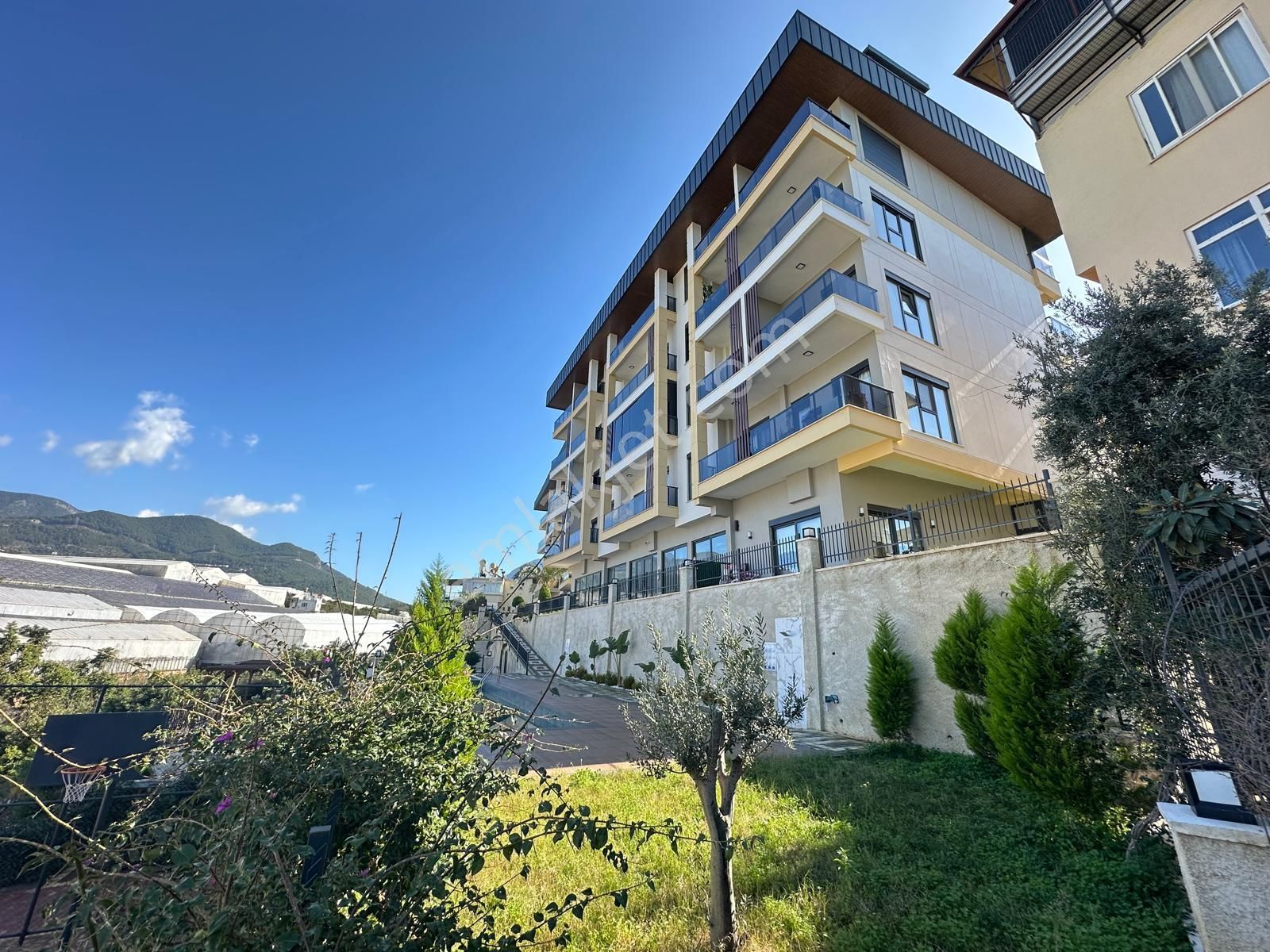 Alanya Oba'da Satılık Lüks Site İçi 1+1 Eşyalı Daire - Görsel 22