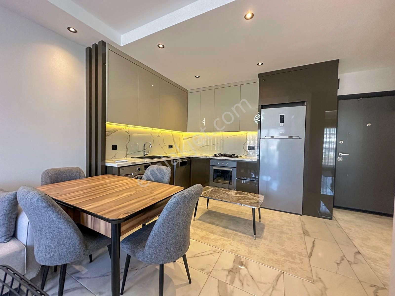 Alanya Oba'da Satılık Lüks Site İçi 1+1 Eşyalı Daire - Görsel 11