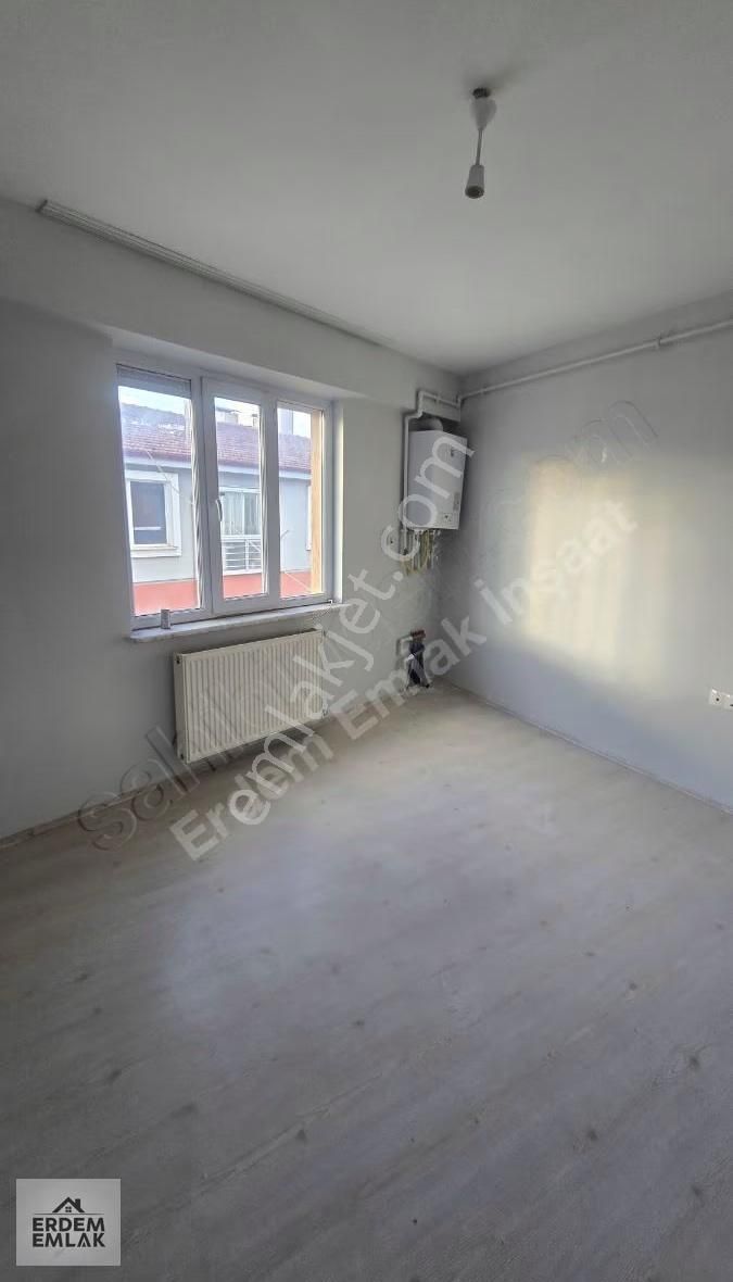 1+1 Ayrı Mutfaklı Kiralik Daire - Görsel 3