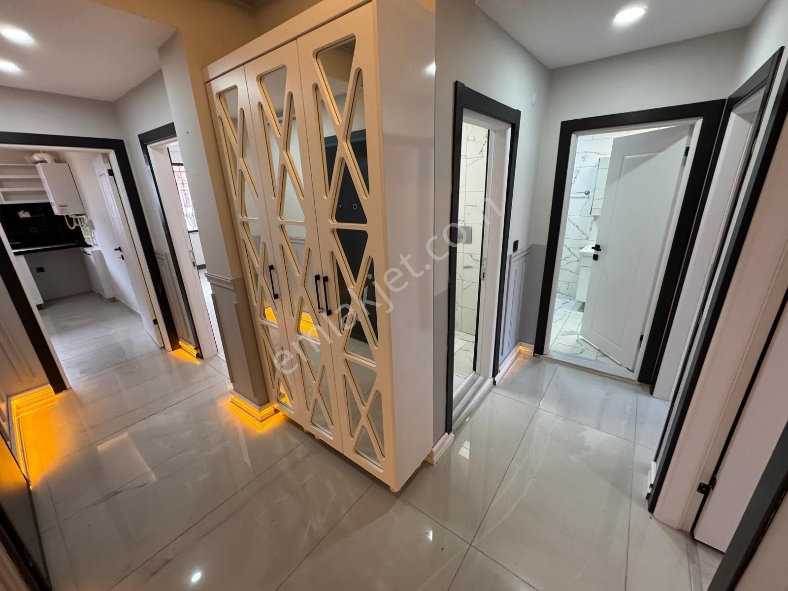 Hastaneye Yürüme, Yerden Isıtmalı 2+1 Kiralık Yüksek Giriş Daire - Görsel 31