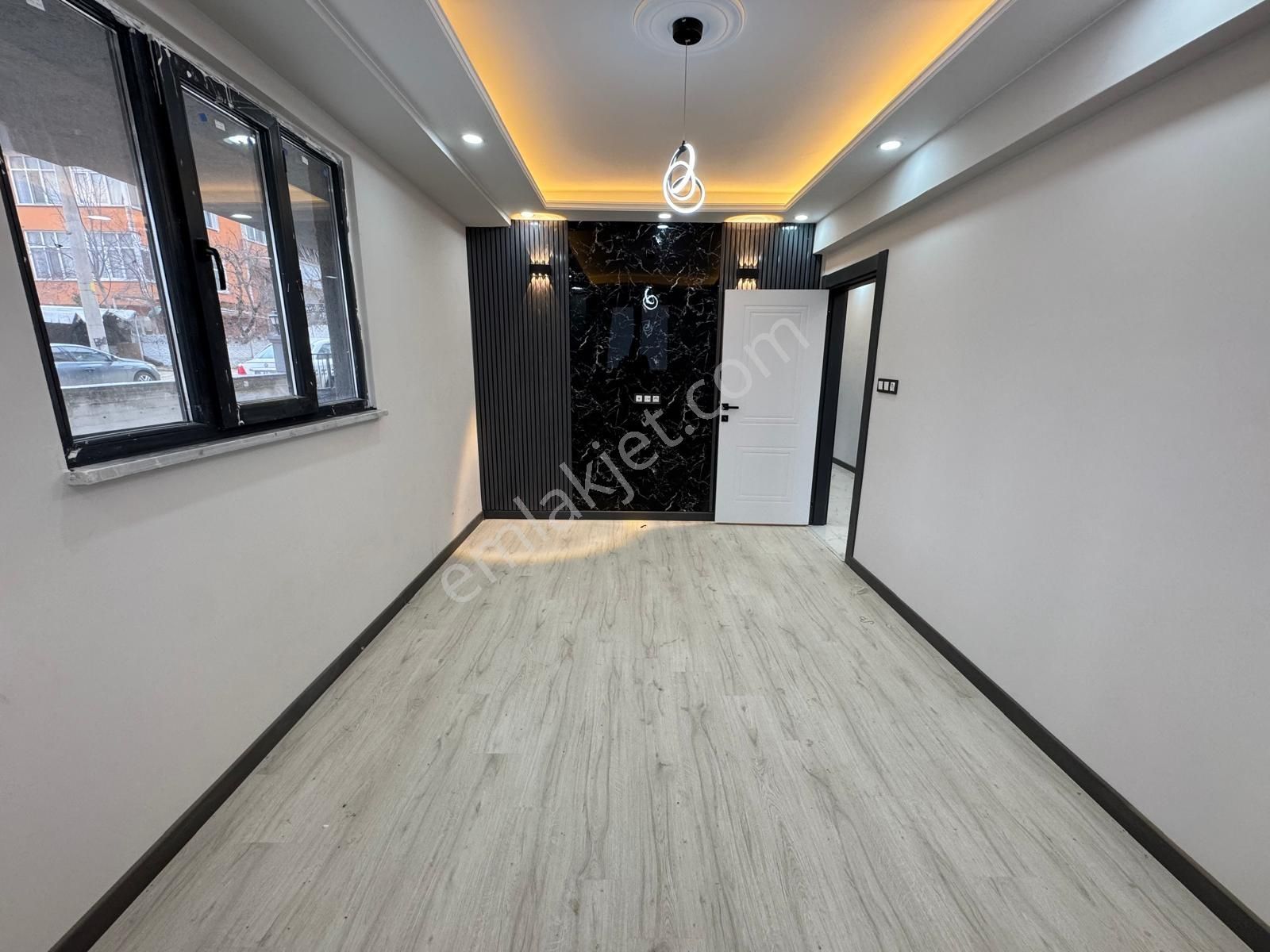 Mevlana Mah Okullar Bölgesinde 2+1 Ön Cephe Giriş Kat Daire - Görsel 22