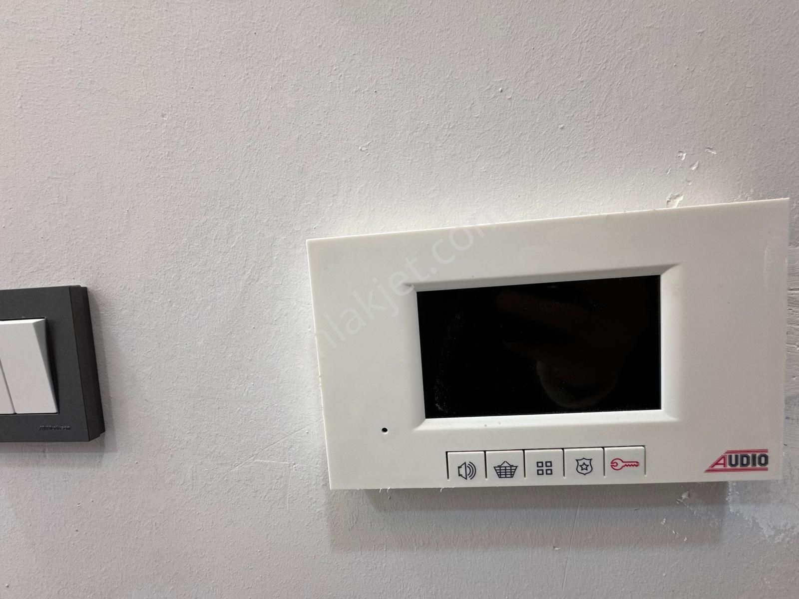 Mevlana Mah Okullar Bölgesinde 2+1 Ön Cephe Giriş Kat Daire - Görsel 33