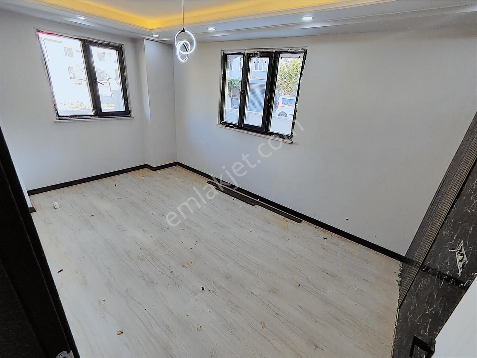 Mevlana Mah Okullar Bölgesinde 2+1 Ön Cephe Giriş Kat Daire - Görsel 5