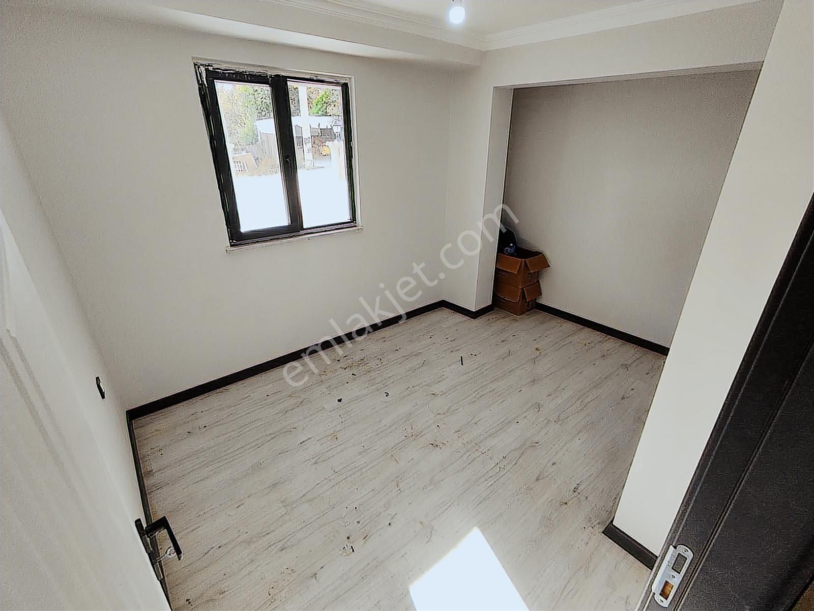 Mevlana Mah Okullar Bölgesinde 2+1 Ön Cephe Giriş Kat Daire - Görsel 25
