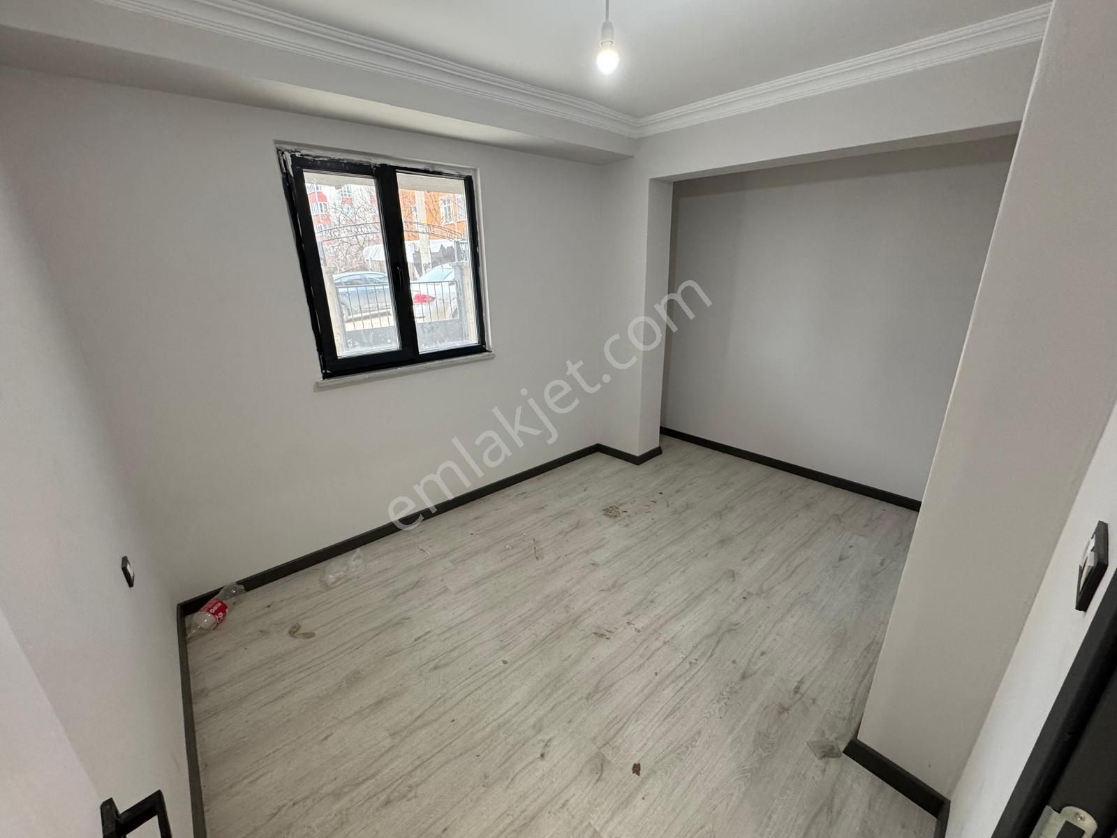 Mevlana Mah Okullar Bölgesinde 2+1 Ön Cephe Giriş Kat Daire - Görsel 27