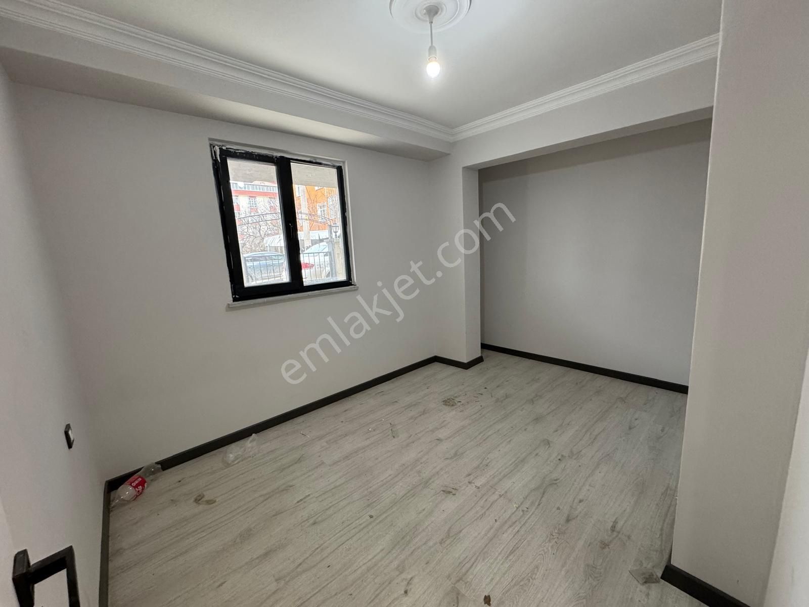 Mevlana Mah Okullar Bölgesinde 2+1 Ön Cephe Giriş Kat Daire - Görsel 10