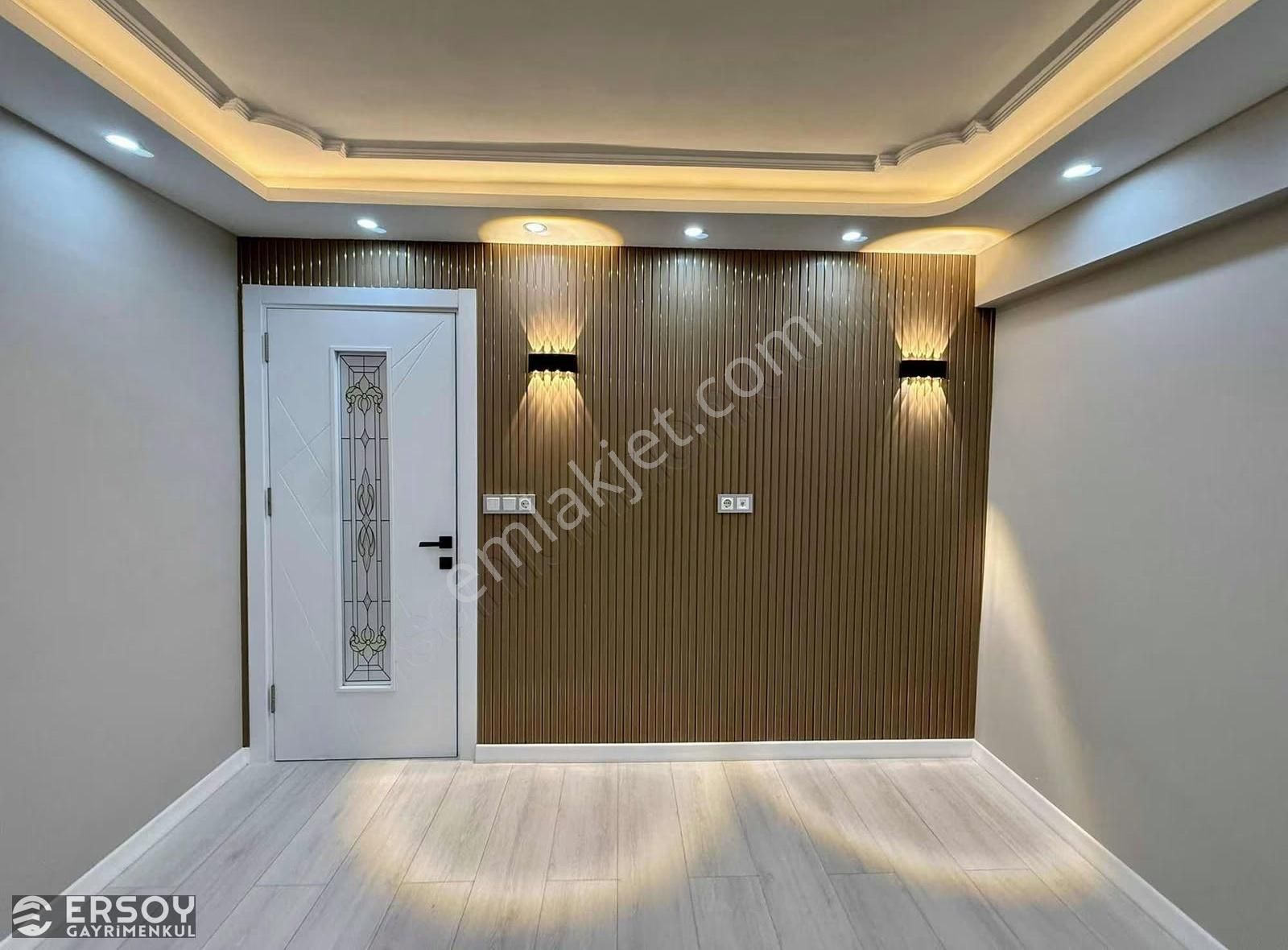 Yeni Mahallede 15 Yıllık Özenle Tasarlanmış Balkonlu Daire - Görsel 14