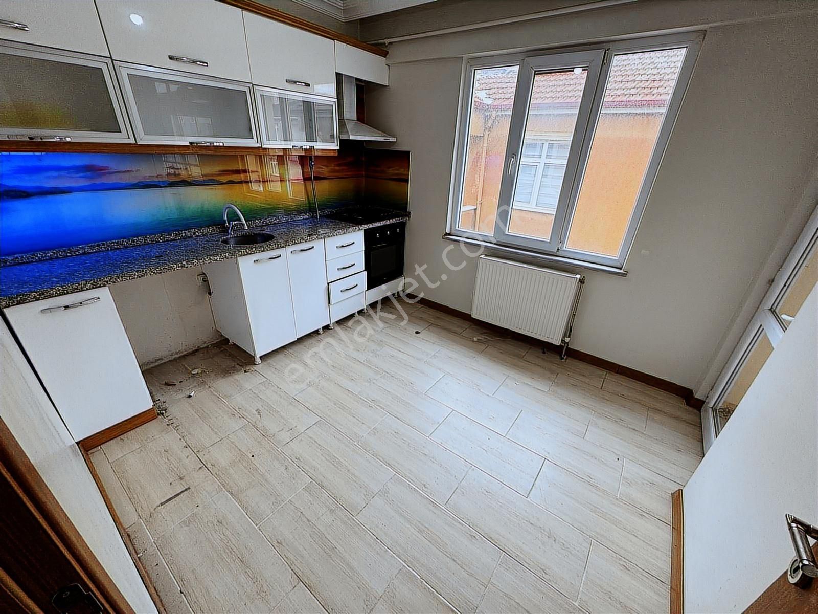 Vatan Mahallesinde Ön Cephe Cam Balkonlu 2+1 Satılık Daire - Görsel 34